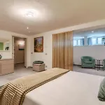 Luxury Orizzonti - Regarda Travel ヴィラ