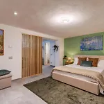 Luxury Orizzonti - Regarda Travel バルドリーノ