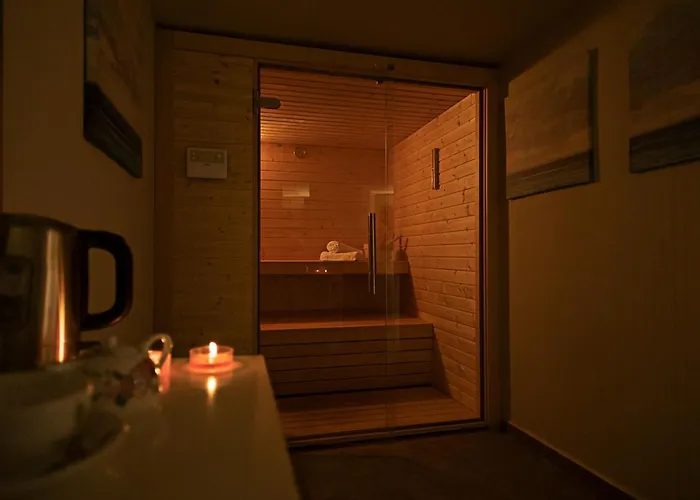 Luxury Orizzonti - Regarda Travel Willa Bardolino